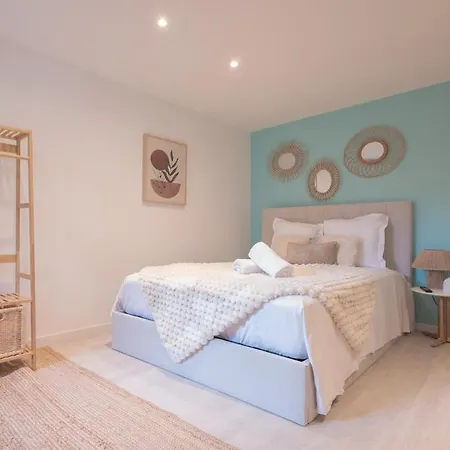 La Perle Bleue - Air Conditioning - Ground Floor Lejlighed *